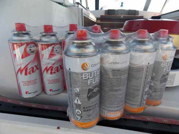 This is what the packs of butane look like when you buy them in the store.